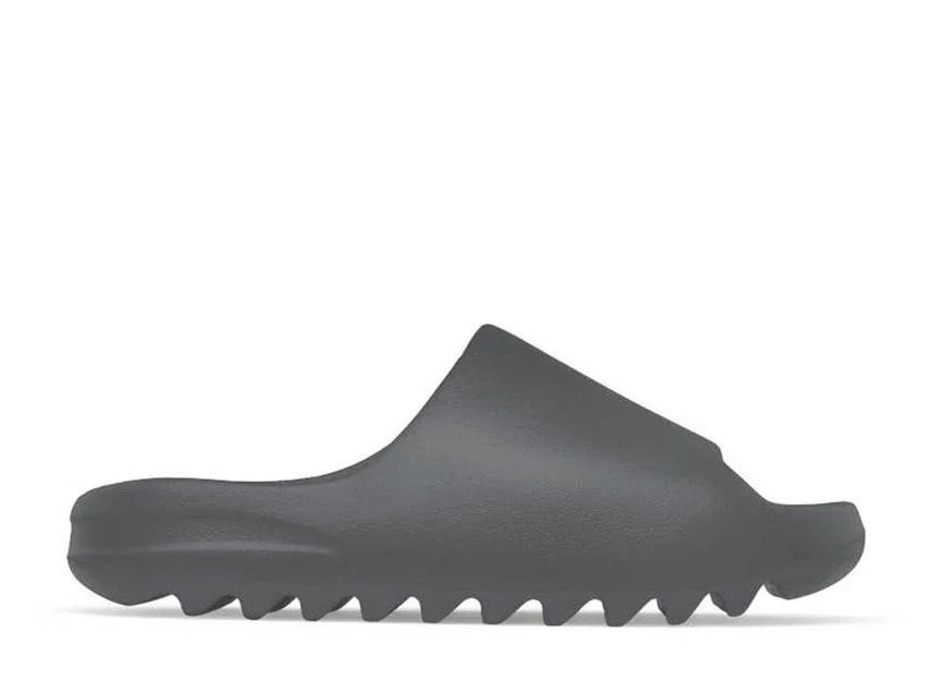 YEEZY SLIDES 'DARK ONYX'